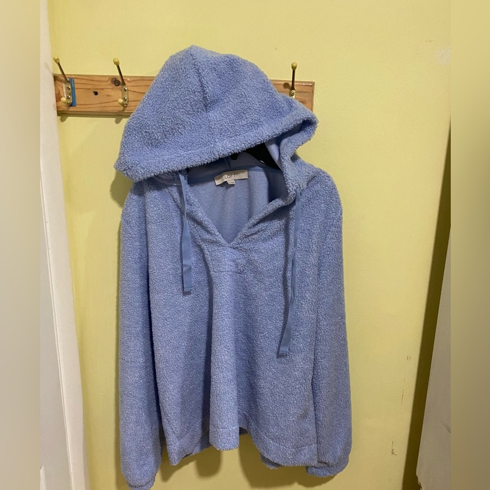 LOFT WOMEN’S Blue Hoodie